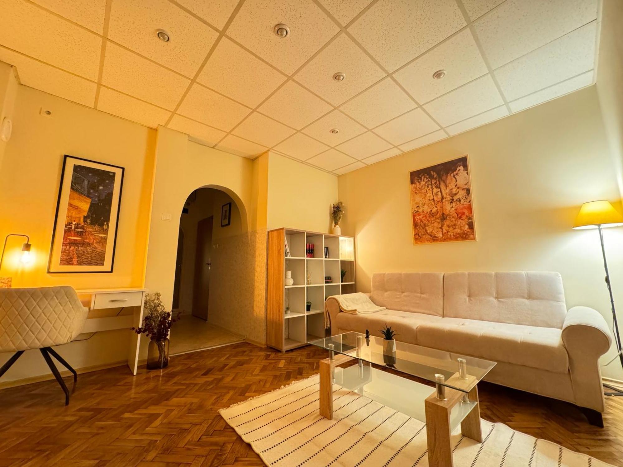 Apartment Cozy And Quiet *